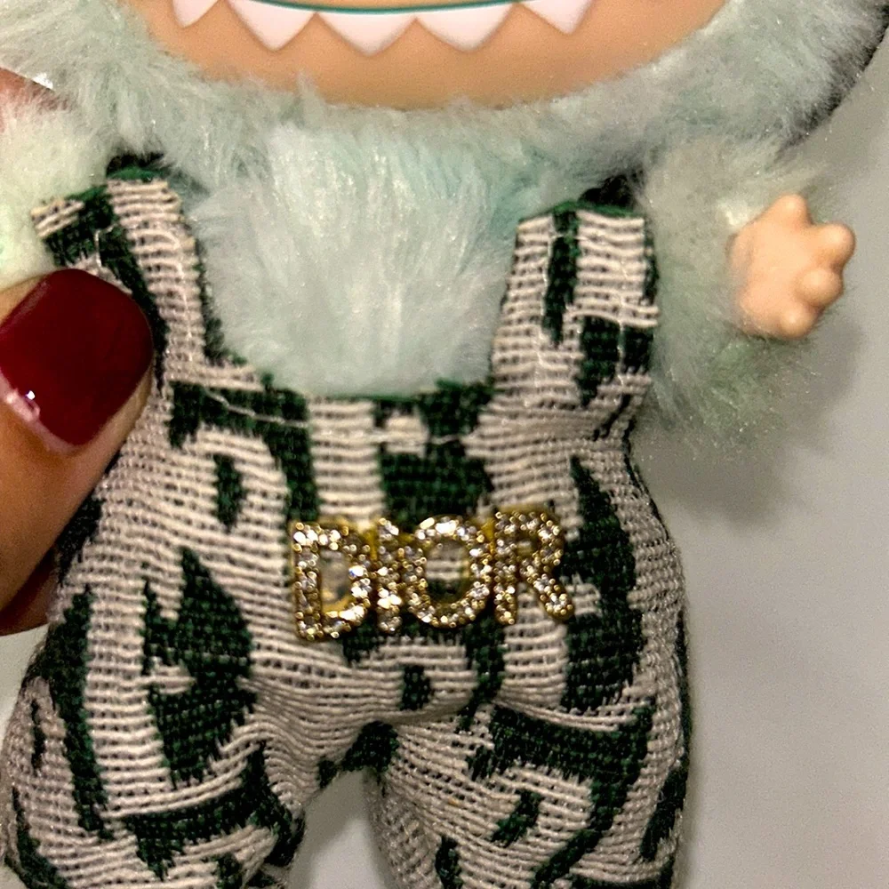 Labubu “fashion” clothing set - Picture 4 of 4